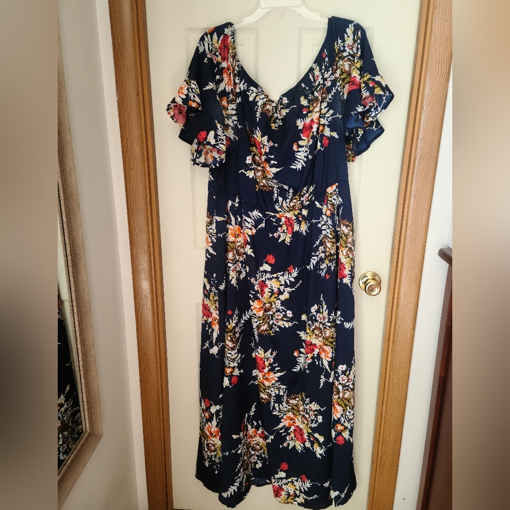Women's Beautiful Dress!